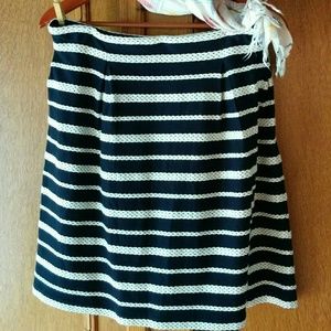 MAX STUDIO Dark Navy & White Stripe Skirt  Size M